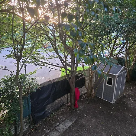 Sejour Eau Vive -pavillon Avec Un Jardin Arboree Apartment