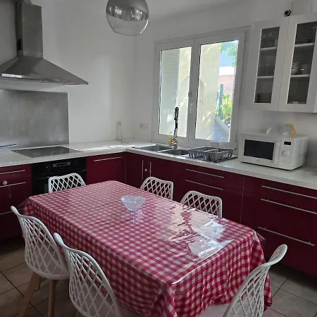 Sejour Eau Vive -pavillon Avec Un Jardin Arboree Limeil-Brevannes